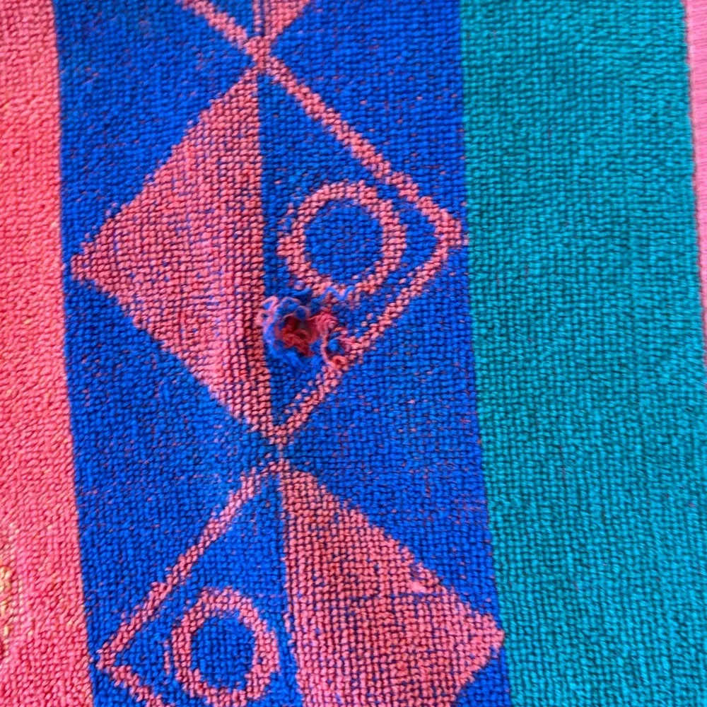 Vintage multicolor Aztec patterned bath towel
